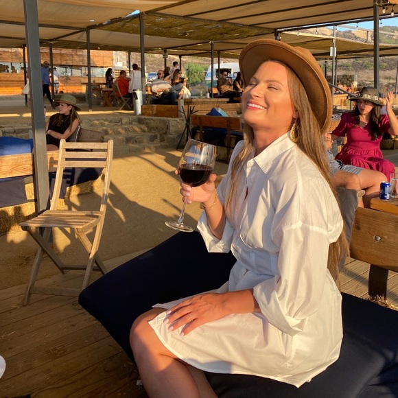 Meet your Posher, Lily - Picture 1 of 1